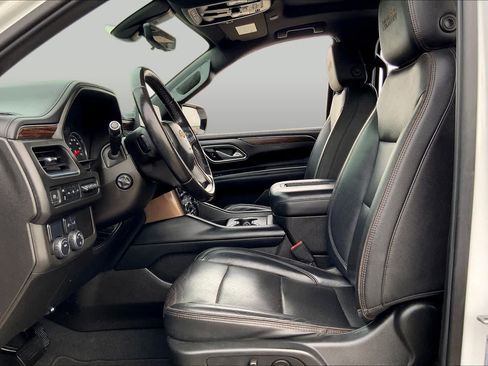 Used 2021 Chevrolet Tahoe High Country RWD image 8