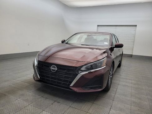 Used 2023 Nissan Altima 2.5 SV image 15