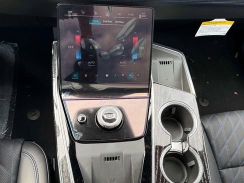 New 2025 Cadillac Escalade IQ Luxury 1 image 15