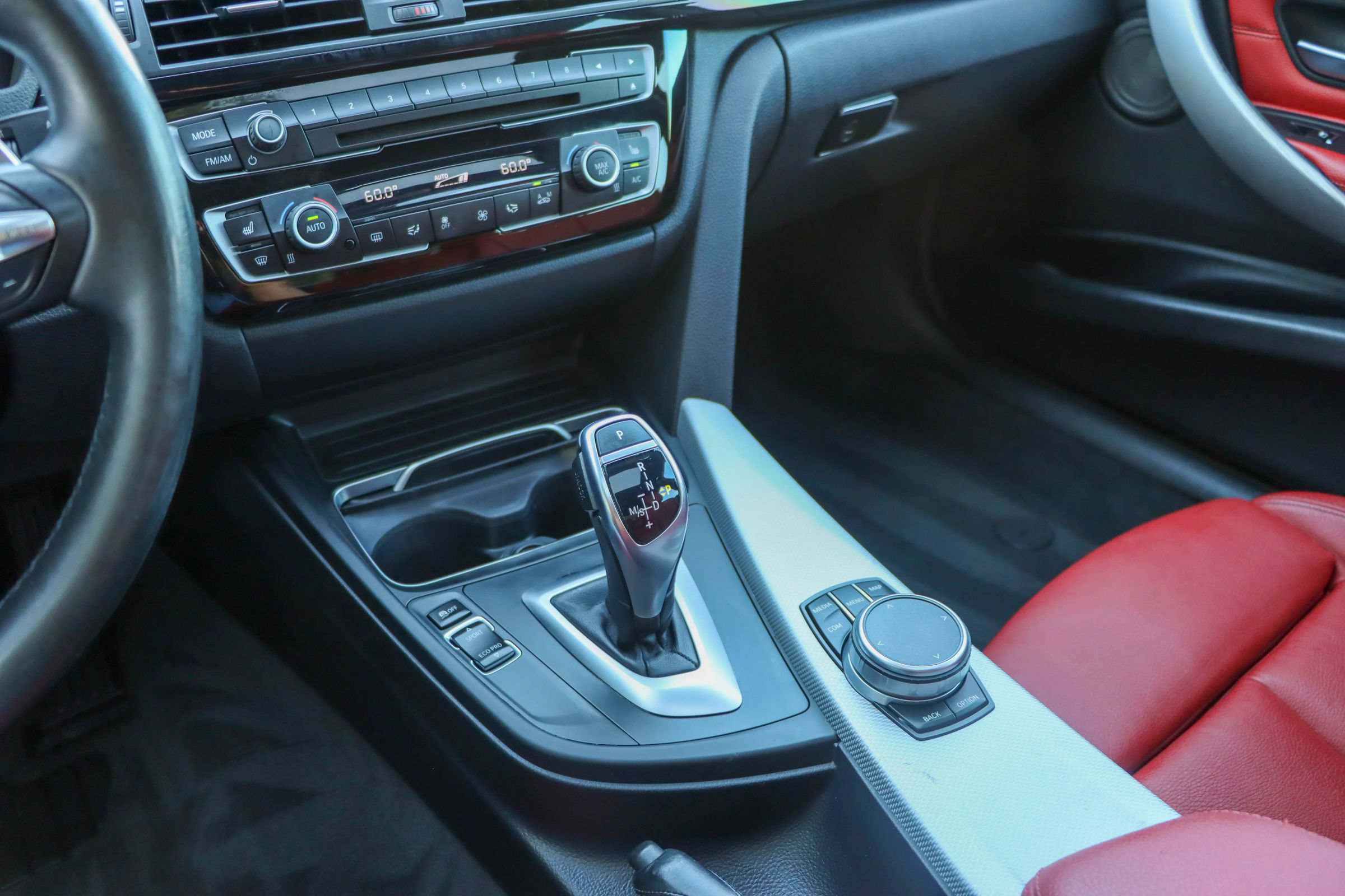 Used 2018 BMW 330i xDrive Sedan AWD/4WD image 41