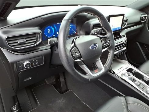 Used 2022 Ford Explorer ST w/ Equipment Group 401A image 15