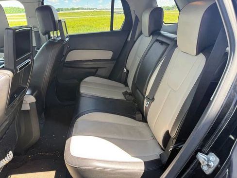 Used 2011 GMC Terrain SLT AWD/4WD image 12