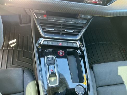 Used 2022 Audi e-tron GT Premium Plus AWD/4WD image 15