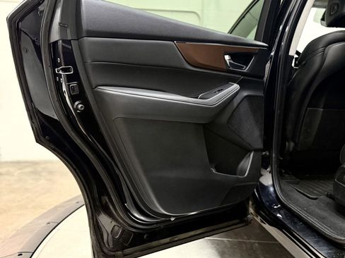 Used 2022 Acura MDX SH-AWD image 14