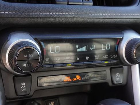 Used 2024 Toyota RAV4 XLE Premium image 27