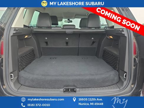 Used 2013 Ford C-MAX SEL FWD image 9
