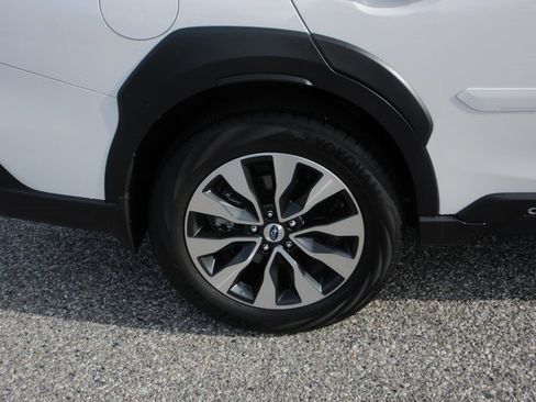 Used 2025 Subaru Outback Touring w/ Popular Package #2 image 4