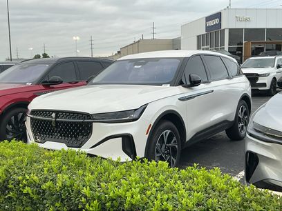 New 2026 Lincoln Nautilus Premier w/ Jet Appearance Package