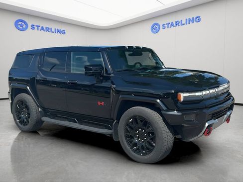 Certified 2025 GMC Hummer EV 2X w/ LPO, Sport Package AWD/4WD image 9