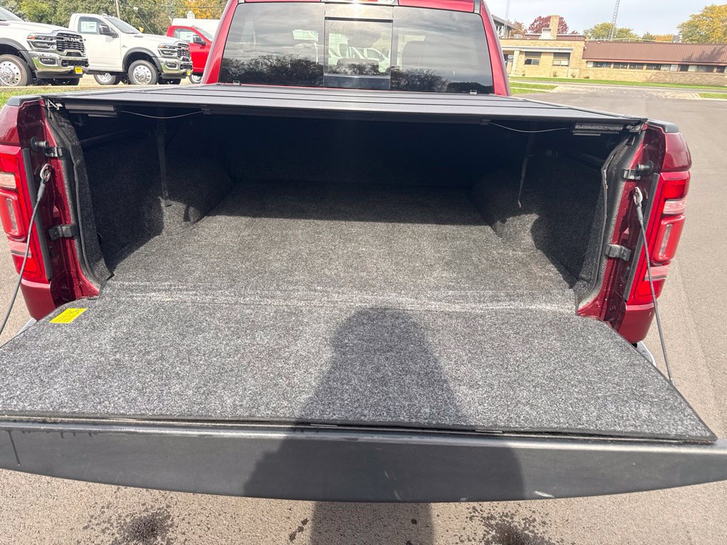 Used 2024 RAM 1500 Laramie AWD/4WD image 23