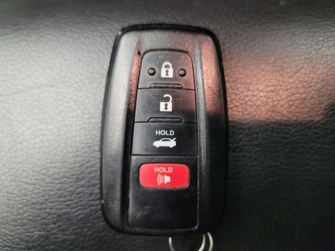 Used 2021 Toyota Corolla XSE w/ Carpet Mat Package (TMS) FWD image 32