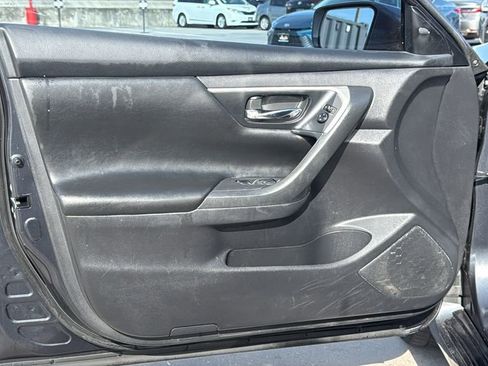 Used 2018 Nissan Altima 2.5 SV FWD image 12