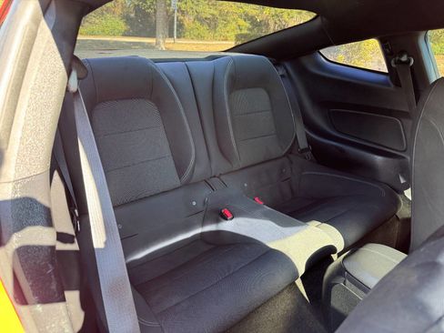 Used 2015 Ford Mustang V6 2dr Fastback image 15