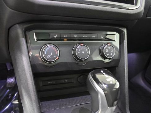 Used 2024 Volkswagen Tiguan Wolfsburg Edition image 22