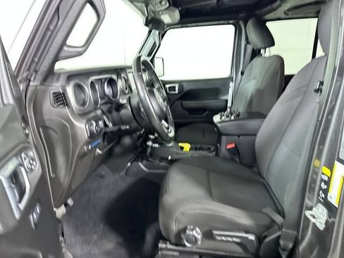 Used 2023 Jeep Wrangler Unlimited w/ Cold Weather Group AWD/4WD image 11