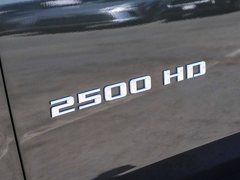 Used 2023 Chevrolet Silverado 2500 Custom w/ Custom Convenience Package image 13