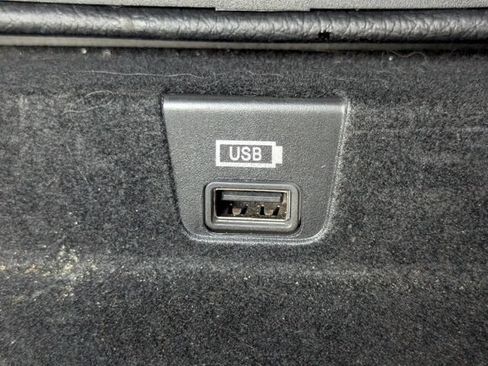 Used 2020 RAM 1500 Laramie RWD image 31