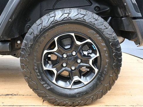 Used 2023 Jeep Wrangler Unlimited Rubicon 4xe AWD/4WD image 10