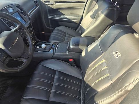 Used 2019 Chrysler 300 S w/ S Model Appearance Package image 22