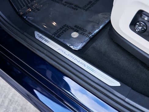 Used 2024 BMW ALPINA XB7 image 39