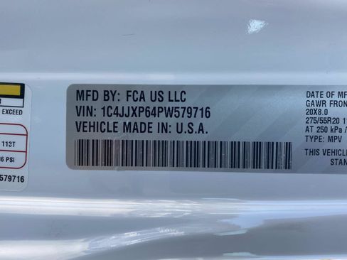 Certified 2023 Jeep Wrangler Sahara w/ Cold Weather Group image 23