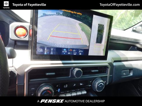 Used 2025 Toyota 4Runner TRD Off-Road Premium w/ Tow Technology Package AWD/4WD image 11