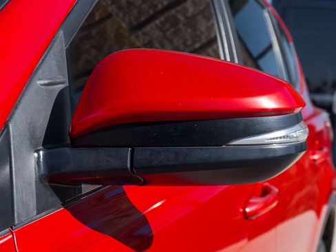 Used 2016 Toyota RAV4 XLE image 15