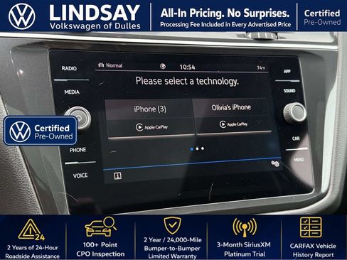 Used 2023 Volkswagen Tiguan SE R-Line AWD/4WD image 18