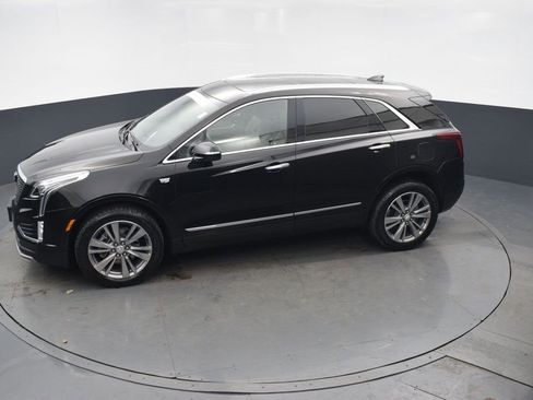 Certified 2025 Cadillac XT5 Premium Luxury image 40
