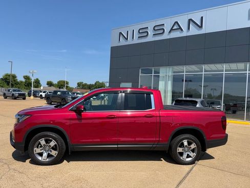 Used 2025 Honda Ridgeline RTL image 2
