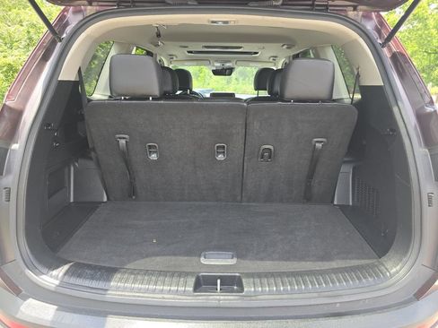 Used 2022 Kia Telluride S FWD image 18