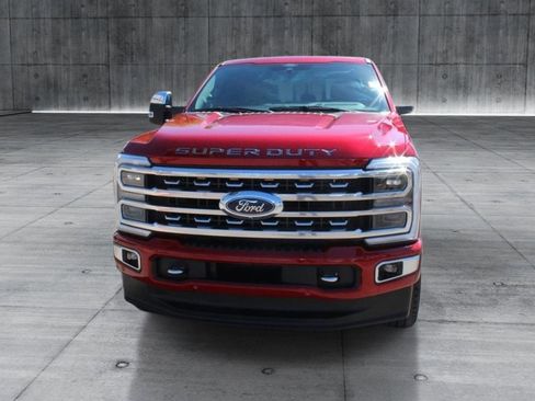 Used 2024 Ford F250 Platinum image 10