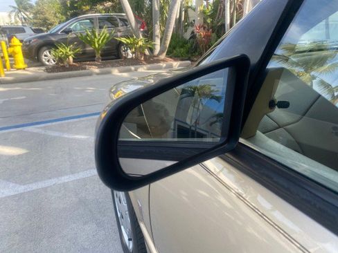 Used 1995 Saturn S-Series SL1 image 41