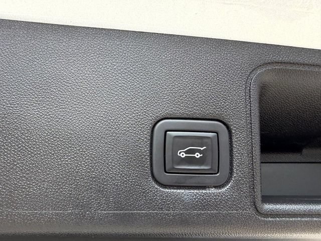 Used 2020 GMC Terrain Denali w/ Denali Premium Package FWD image 6