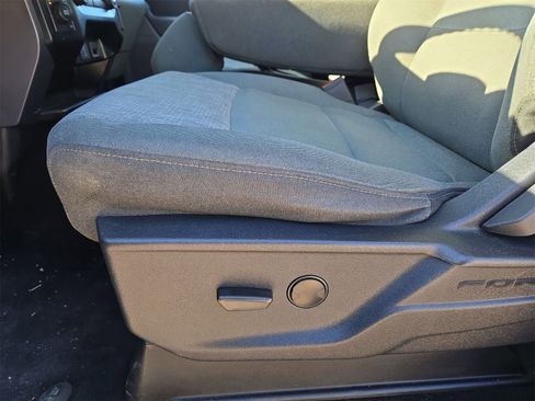 Used 2023 Ford F150 XLT image 17