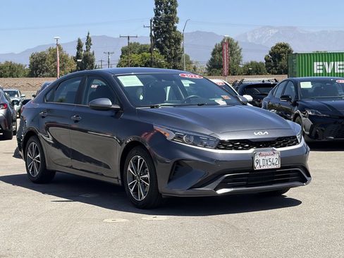 Used 2024 Kia Forte LXS FWD image 12