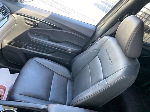 Used 2025 Honda Passport Black Edition image 31