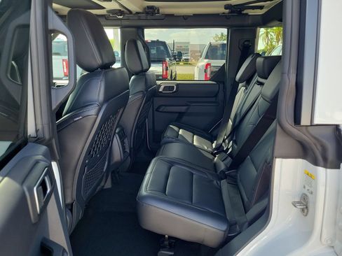 New 2026 Ford Bronco Badlands AWD/4WD image 11