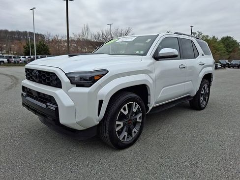 Certified 2025 Toyota 4Runner TRD Sport image 3