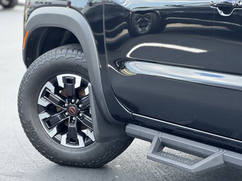 Used 2024 Nissan Frontier PRO-4X w/ Pro Convenience Package image 7