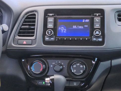 Used 2019 Honda HR-V LX image 15