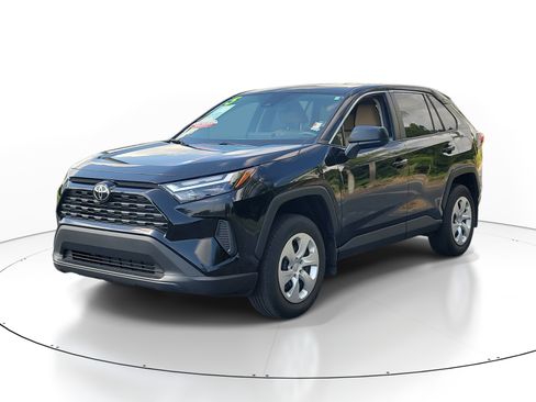 Certified 2025 Toyota RAV4 LE FWD image 3