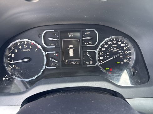 Used 2019 Toyota Tundra Platinum image 16