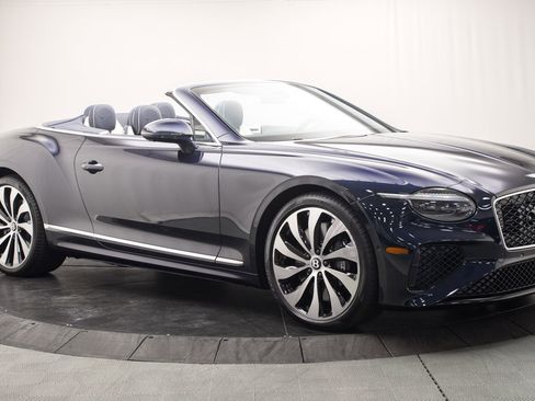 New 2026 Bentley Continental GTC AWD/4WD image 9