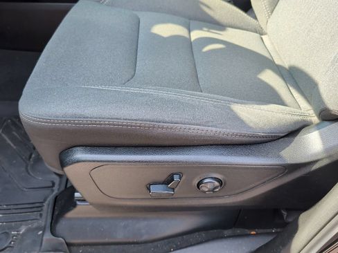 Used 2022 RAM 1500 Big Horn RWD image 5