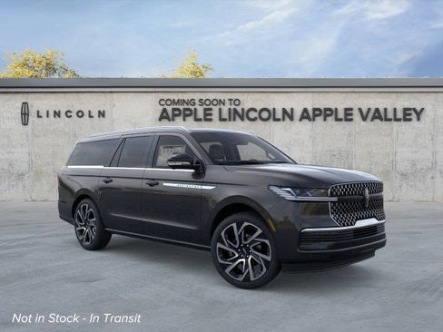 New 2026 Lincoln Navigator L Reserve AWD/4WD image 7
