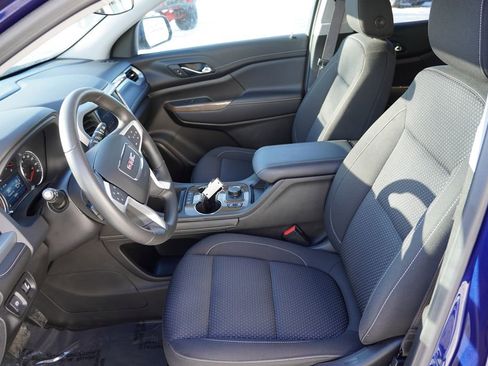 Certified 2023 GMC Acadia SLE w/ Driver Convenience Package image 15