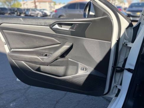 Used 2019 Volkswagen Jetta S w/ Driver Assistance Package image 8