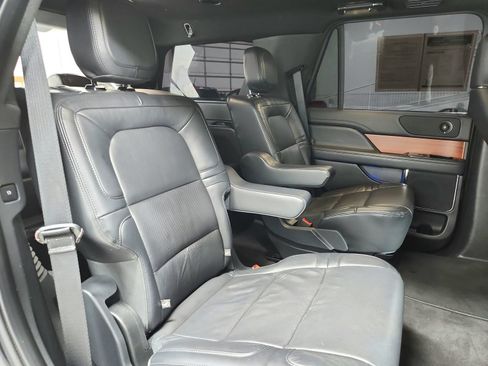 Used 2024 Lincoln Navigator Reserve AWD/4WD image 53