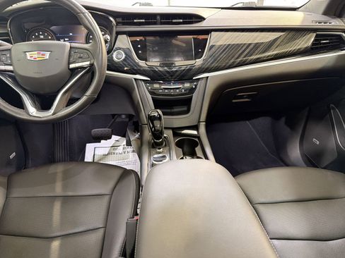 Used 2024 Cadillac XT6 Premium Luxury w/ Technology Package image 22